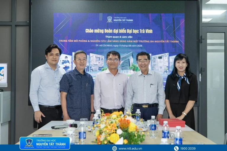 NTTU đón tiếp đoàn Đại học